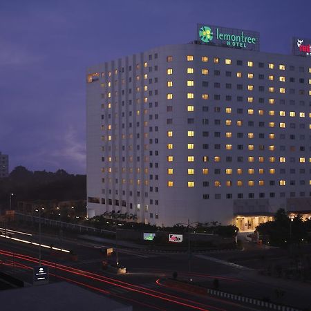 เลมอนทรีพรีเมียร์ไฮเทคซิตี้ไฮเดราบัด Hotel ไฮเดอราบัด ภายนอก รูปภาพ
